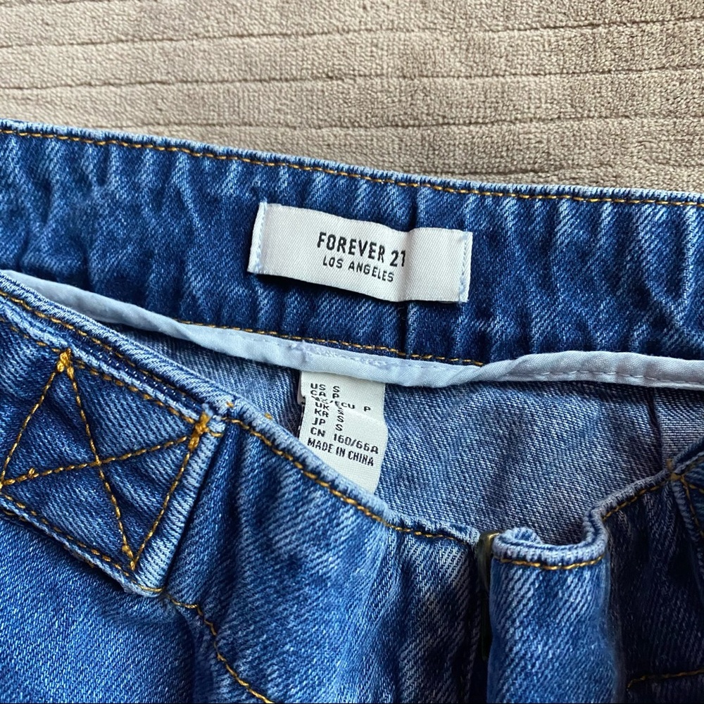 🪲 Forever 21 denim skirt - Picture 3 of 3
